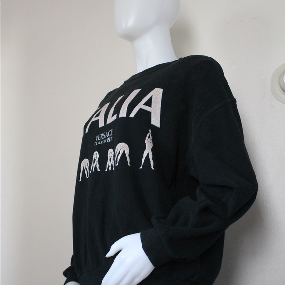 ๐ช๐ป ๐ฎ๐น Versace Classic V2 Vintage Pullover Black Logo Sweatshirt 1990s - Picture 11 of 14